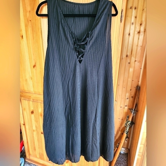 Dresses & Skirts - Nwot Womens sheer dress